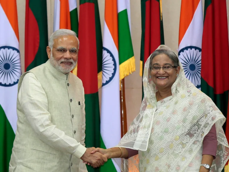 1433782748-20150608-india-bangladesh-modi-hasina