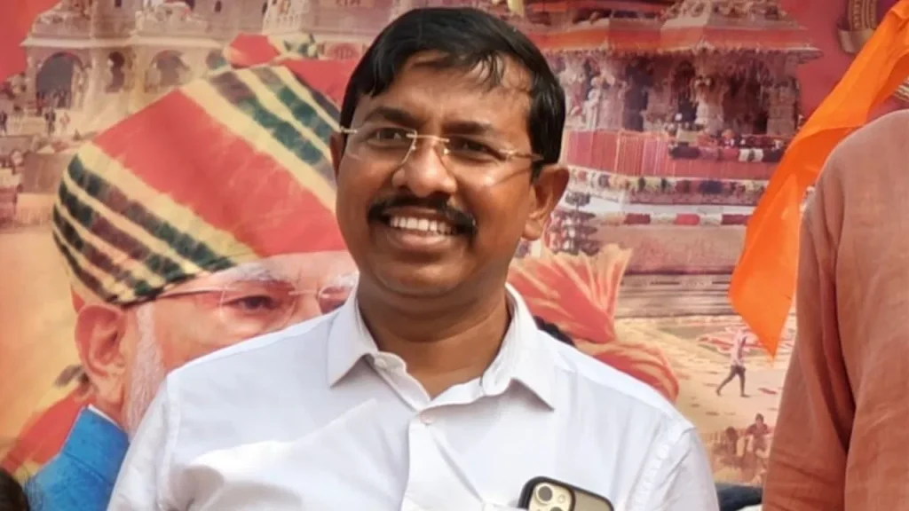 Pabitra-Kar