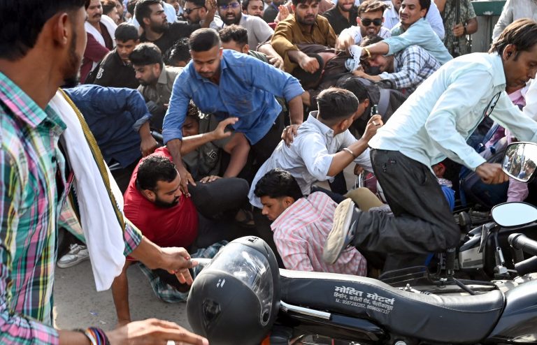 A scuffle broke out among some individuals during the arrival of Abhijeet Dipke, Chief of the CJP