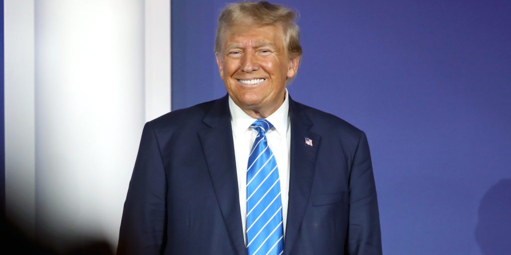 Donald_Trump_53299658788-e1736296959201
