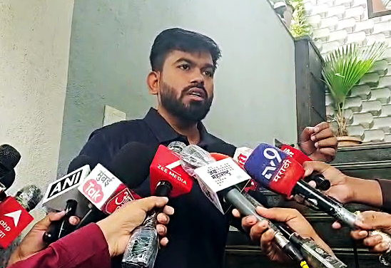 Cockroach Janata Party (CJP) founder Abhijeet Dipke addresses the media